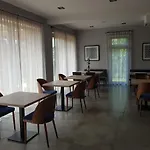 Nyaraló Lipova I Dedykowane Osobom Doroslym