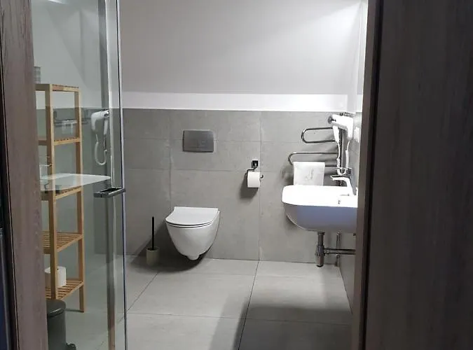 Lipova I Dedykowane Osobom Doroslym Stegna (Pomerania)